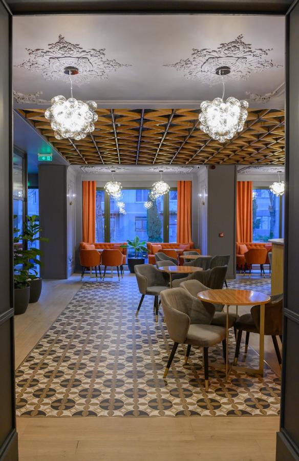 Hotel Viena Сату-Маре Экстерьер фото