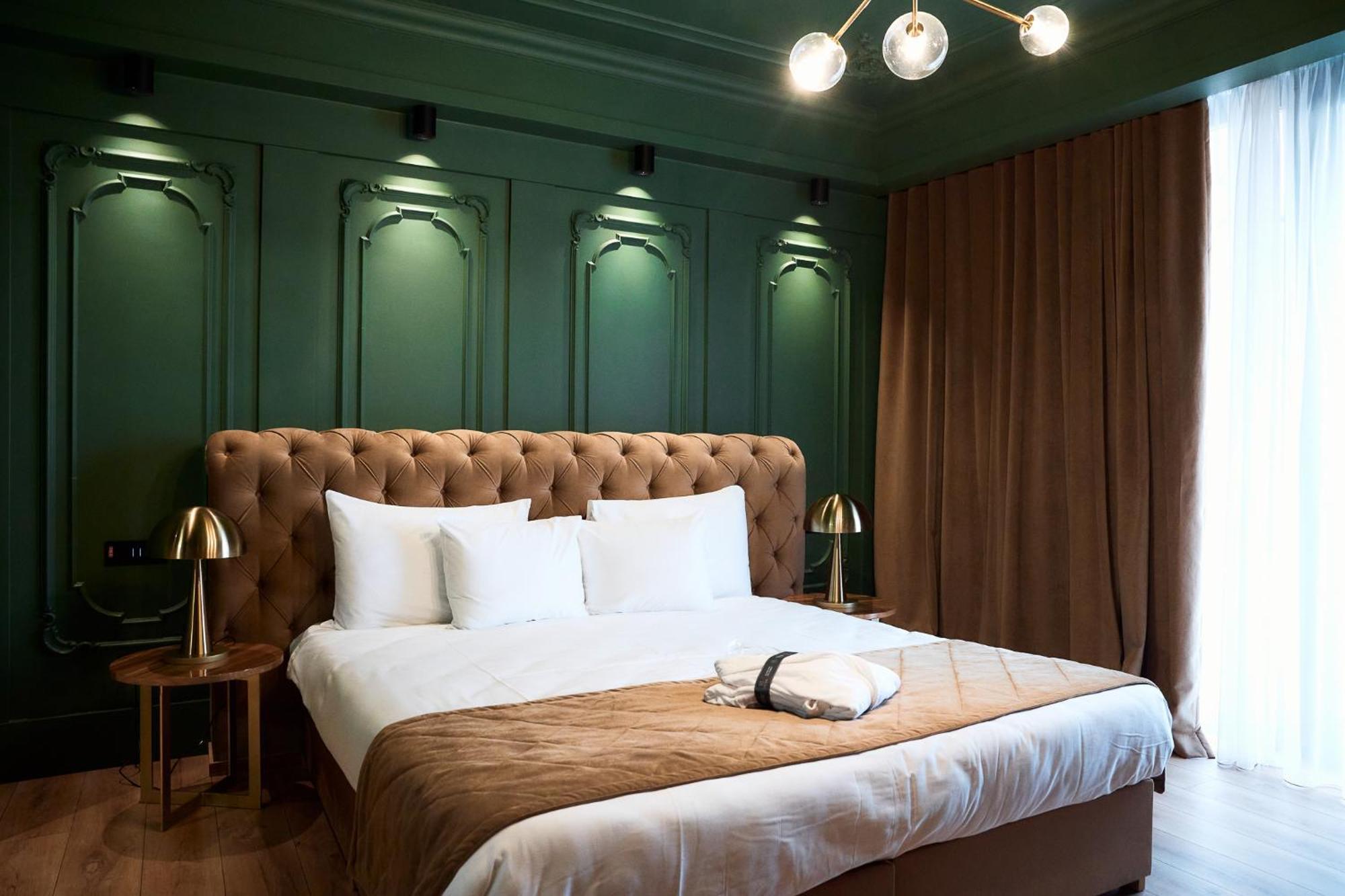 Hotel Viena Сату-Маре Экстерьер фото